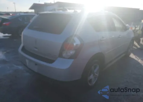 2010 Pontiac Vibe z USA, uszkodzony, nr VIN 5Y2SM6E05AZ405146